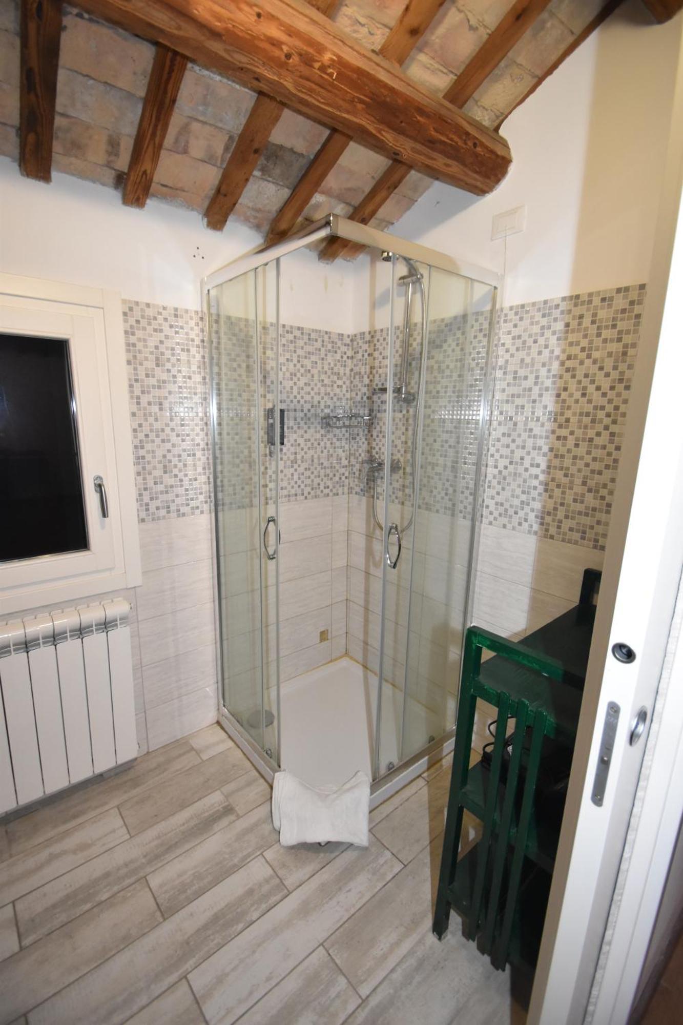 Adria Bnb *